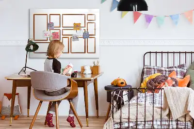 Mágneses törölhető tábla fa kerettel