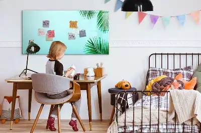 Mágneses tábla filctollal trópusi levelek mintával
