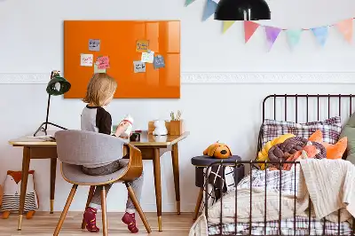 Mágneses törölhető tábla narancssárga színben