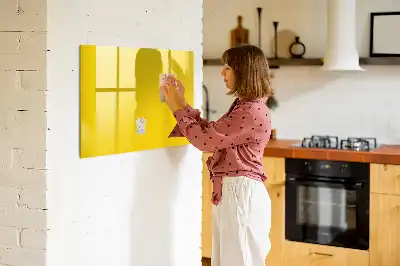 Mágneses törölhető tábla világossárga színben