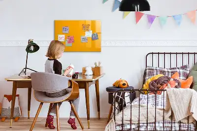 Mágneses tábla filctollal aranysárga színben