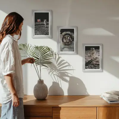 Holdraszálló űrhajósok fotói modern keretezett képszett