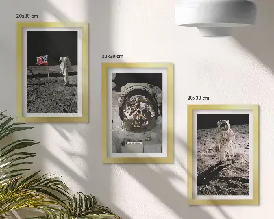 Holdraszálló űrhajósok fotói modern keretezett képszett