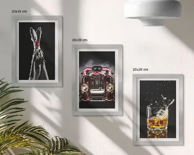 Keretezett triptichon női lábak rózsával, régi autóval és egy pohár whiskyvel