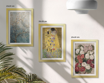 Keretezett triptichon Virágok és fák Gustav Klimt Csók című festményének stílusában