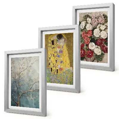 Keretezett triptichon Virágok és fák Gustav Klimt A csók című festményének stílusában