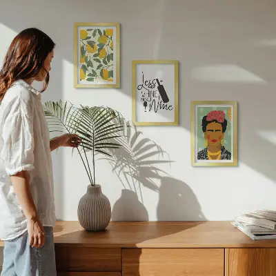 Citromos borosüveg portré Frida Kahlo-ról keretezett triptichon