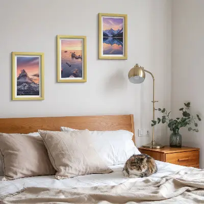Modern keretezett képszett hegyek, tavak és naplementék tájképeivel