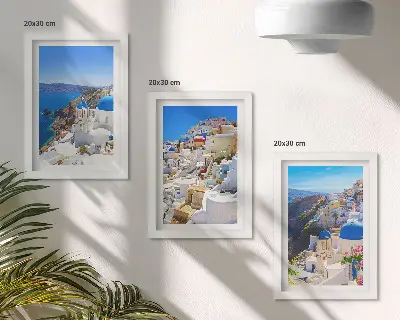 Modern keretezett képszett tájépítészeti kilátás Oia városára, Santorinire, Görögország