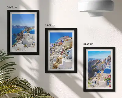 Modern keretezett képszett tájépítészeti kilátás Oia városára, Santorinire, Görögország