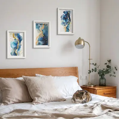 Kék absztrakt minták finom díszítésekkel keretezett triptichon