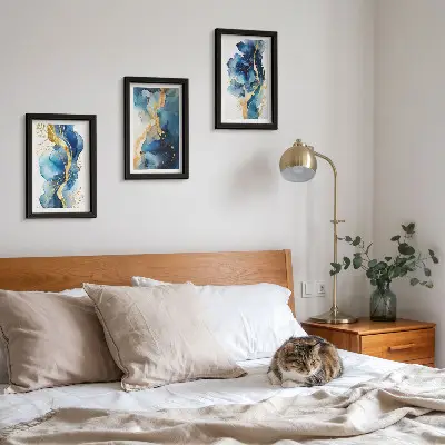 Kék absztrakt minták finom díszítésekkel keretezett triptichon