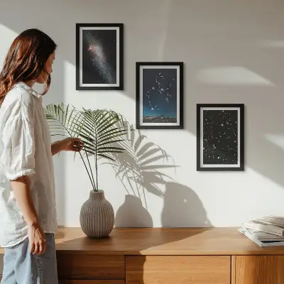 Keretezett triptichon galaxisok, csillagképek és a Nyilas csillagjegy mintával