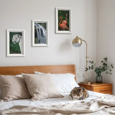 Modern keretezett képszett tigrisvízesés és rózsaszín flamingók motívummal