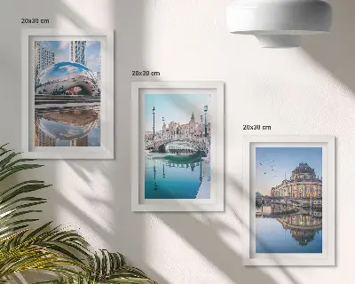 Modern keretezett kép szett városi építészet a víz tükrében