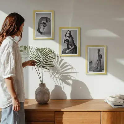 Modern keretezett kép szett stílusos fekete-fehér női portrék elegáns pózokban