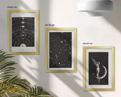 Keretezett triptichon naprendszer és galaxis mintás éjszakai tájkép a Holddal