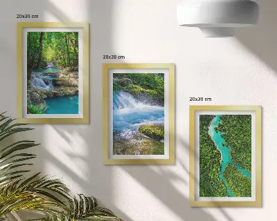 Zöld erdők és kristálytiszta folyóvizek keretezett triptichon