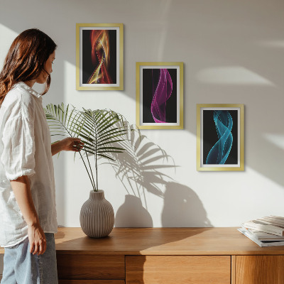 Modern keretezett kép szett Színes neon vonalak hullámai sötét háttér előtt