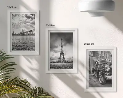 Keretezett triptichon városi kilátás hidakkal, Eiffel-toronnyal és klasszikus autóval