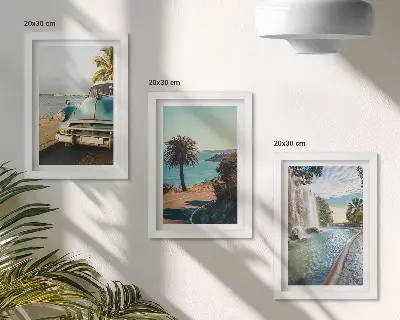 Üdülési tájképek pálmafákkal és vízeséssel keretezett triptichon