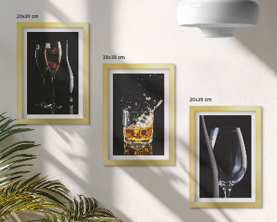 Modern keretezett kép szett Pohár bor és whisky fekete alapon