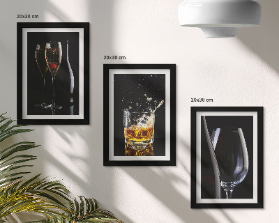 Modern keretezett kép szett Pohár bor és whisky fekete alapon