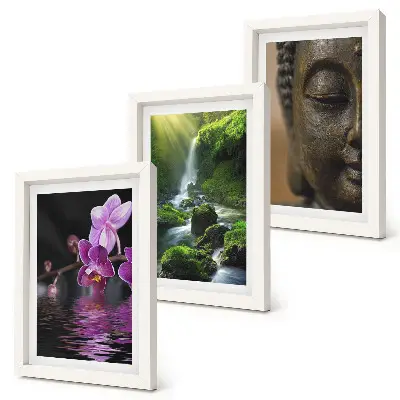 Virágok a vízben, vízesés zöld sziklákkal és Buddha mintás triptichon keretezett kivitelben