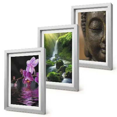 Virágok a vízben, vízesés zöld sziklákkal és Buddha mintás triptichon keretezett kivitelben