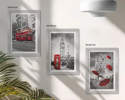 Keretezett triptichon piros díszítésekkel és híres londoni épületekkel
