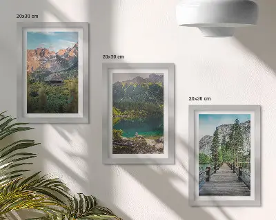 Modern keretezett kép szett hegyi táj tóval és fa mólóval