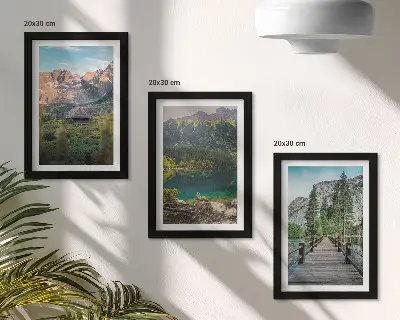 Modern keretezett kép szett hegyi táj tóval és fa mólóval