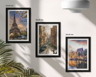 Modern keretezett kép szett Az Eiffel-torony, Velence csatornái és Amszterdam utcái