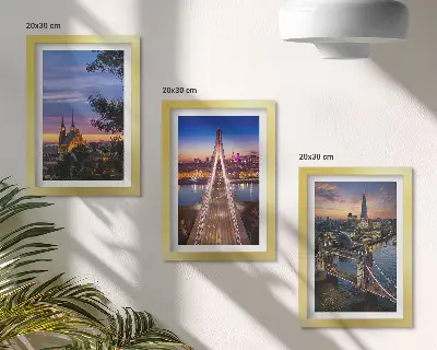 Városi kilátás hidakkal és naplementével keretezett triptichon