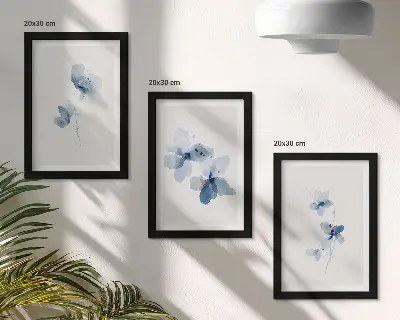 Modern keretezett képszett kék virágok világos háttérrel