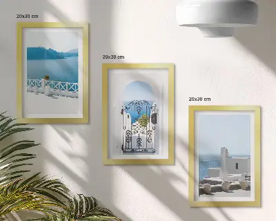 Tengeri kilátás fehér épületekkel Görögországban keretezett triptichon kivitelben