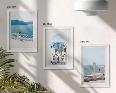 Tengeri kilátás fehér épületekkel Görögországban keretezett triptichon kivitelben