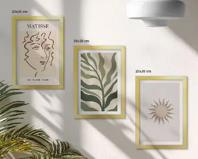 Absztrakt növényi minták és vonalak tompa színekben háromrészes keretezett kép