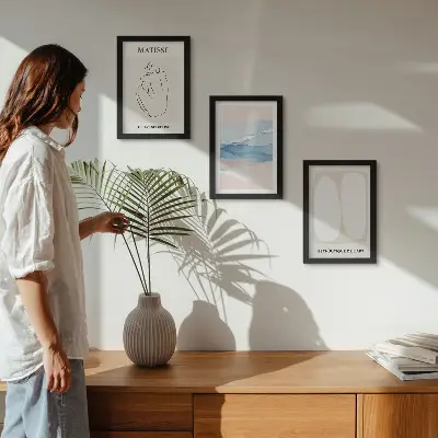 Matisse absztrakt formái és finom színei keretezett triptichon