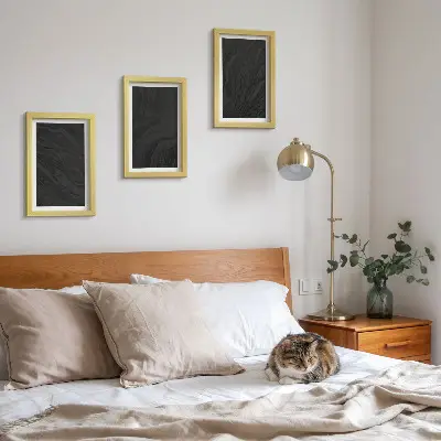 Keretezett triptichon sötét márvány mintázat elegáns stílusban