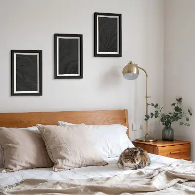 Keretezett triptichon sötét márvány mintázat elegáns stílusban