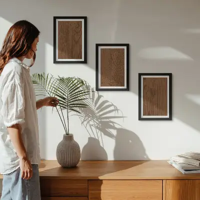 Keretezett triptichon minimalista fa kéreg textúra mintával