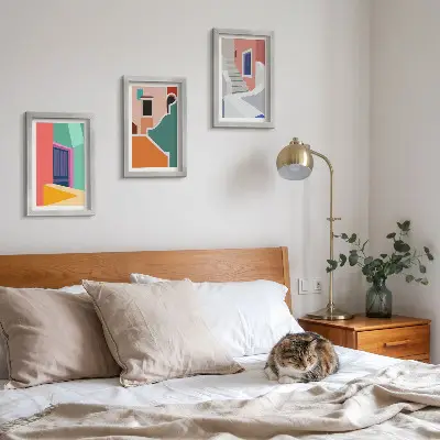 Keretezett triptichon modern stílusú épületek színes illusztrációival