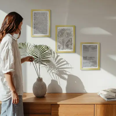 Keretezett triptichon ipari szerkezetek absztrakt design mintával