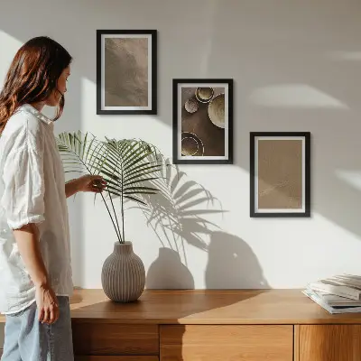 Modern keretezett képszett kőszerkezetek minimalista stílusban