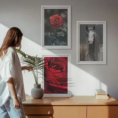 Fali dekorációs képszett vörös rózsák és szürke lovak