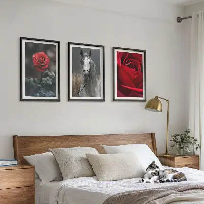 Fali dekorációs képszett vörös rózsák és szürke lovak