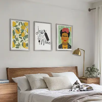 Frida portré citromos mintával keretezett képszett hálószobába