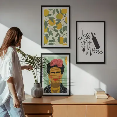 Frida portré citromos mintával keretezett képszett hálószobába