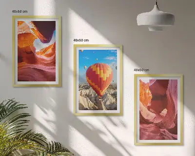 Keretezett kép szett hálószobába sivatagi szurdokok és hőlégballon mintával